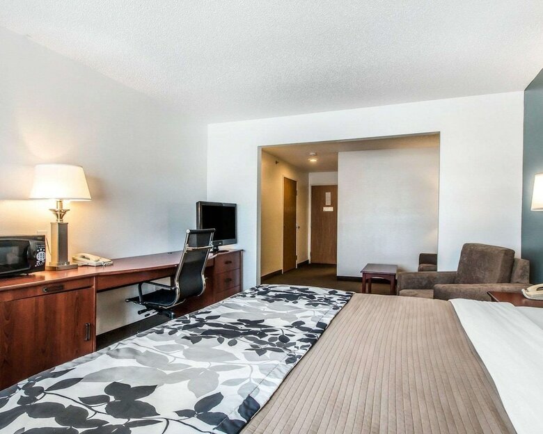 Hotel Sleep Inn & Suites