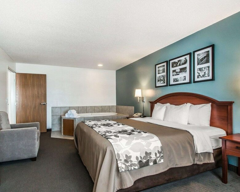 Hotel Sleep Inn & Suites