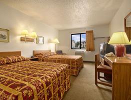 Super 8 Motel - Colby