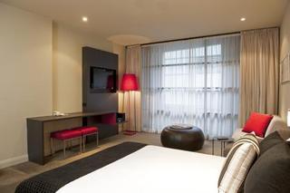 Hotel Mantra Hindmarsh Square