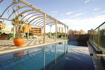 Hotel Astor Metropole (torre)