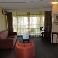 Hotel Metro Tower Mill