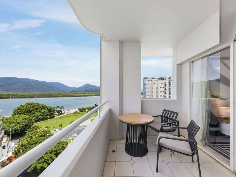 Hotel Pullman Cairns International