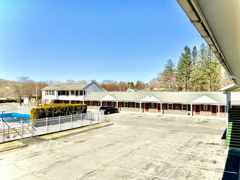 Posada Pilgrim Inn
