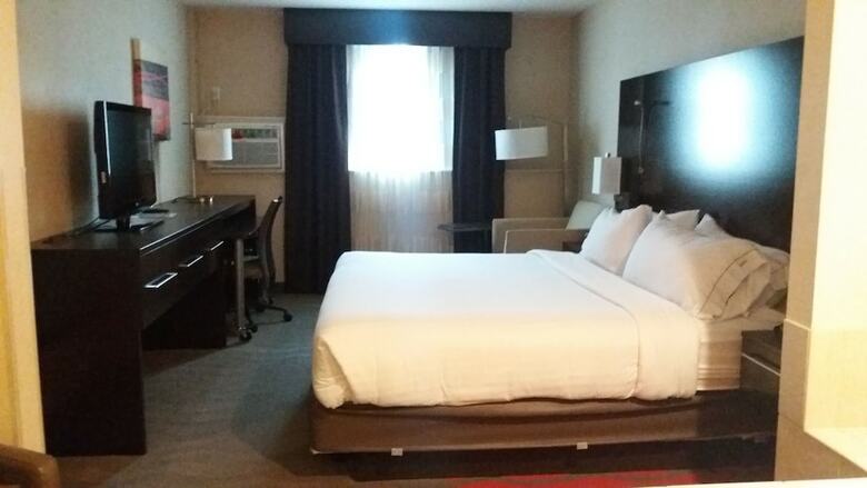 Holiday Inn Express Hotel & Suites Waterford