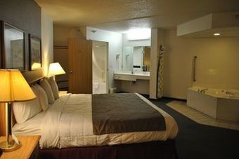 Posada Asteria Inn & Suites