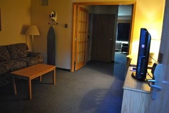 Posada Asteria Inn & Suites