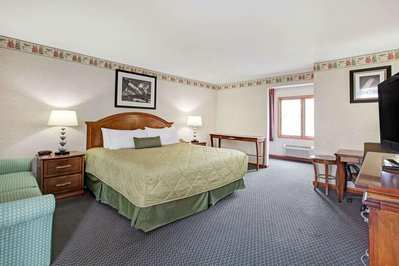 Hotel Ramada Flemington