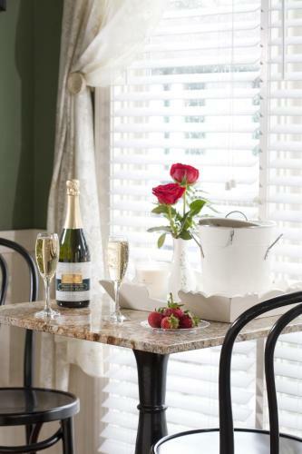 Bed & Breakfast Colonial Inn