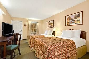 Motel Baymont Inn & Suites Forest City