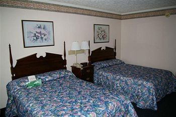 Motel Innkeeper Roxboro