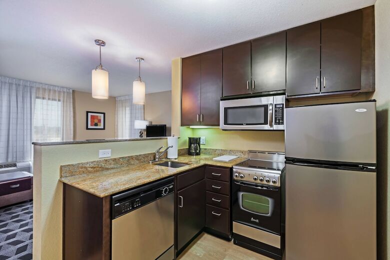Hotel Towneplace Suites By Marriott Broken Arrow