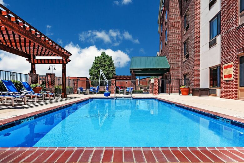 Hotel Towneplace Suites By Marriott Broken Arrow