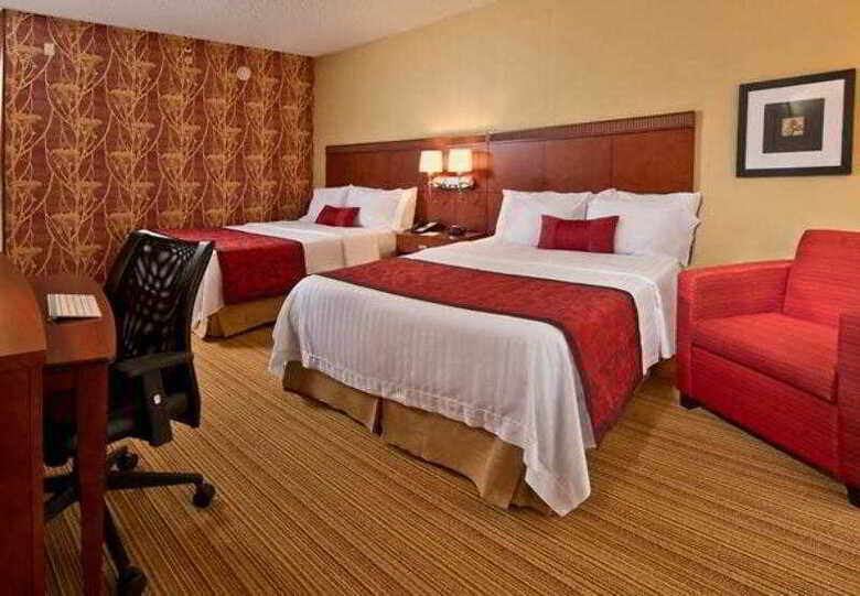 Hotel Courtyard By Marriott Philadelphia Willow Grove