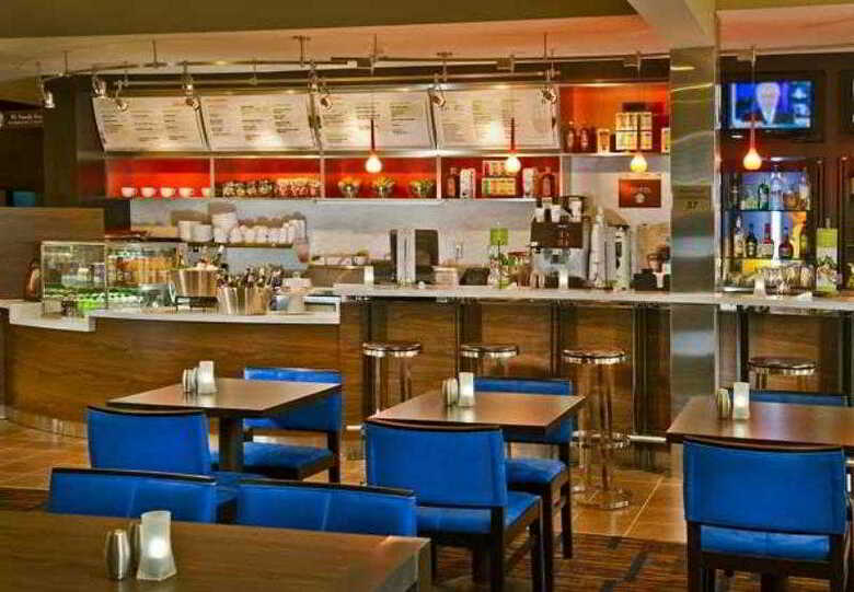 Hotel Courtyard By Marriott Philadelphia Willow Grove