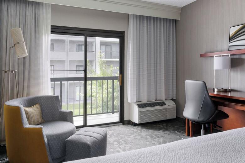 Hotel Courtyard By Marriott Philadelphia Willow Grove