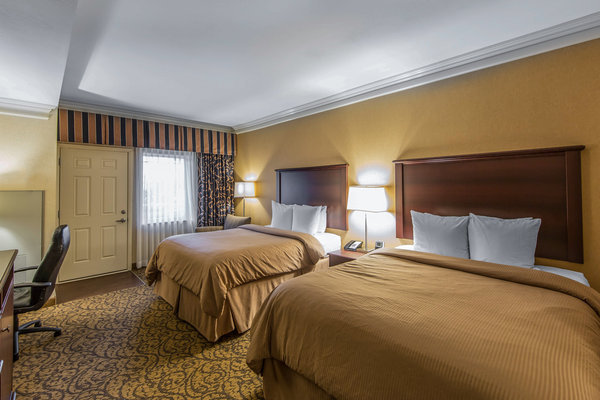 Hotel Clarion Inn Dollywood Area