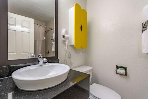Orange Extended Stay Hotel