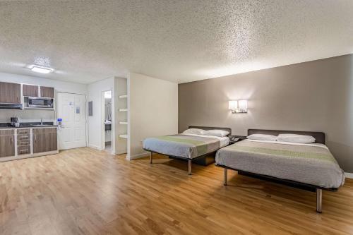Orange Extended Stay Hotel