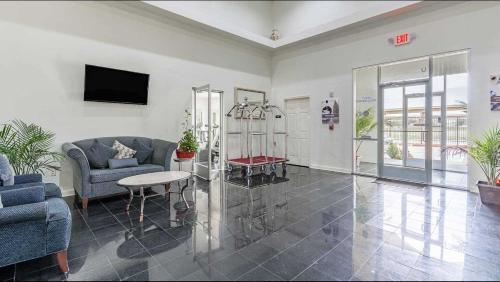 Orange Extended Stay Hotel