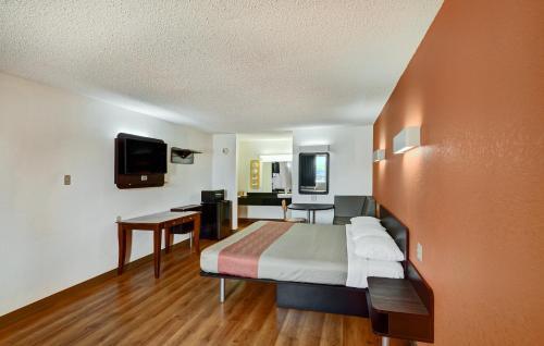 Motel 6 Lindale Tx