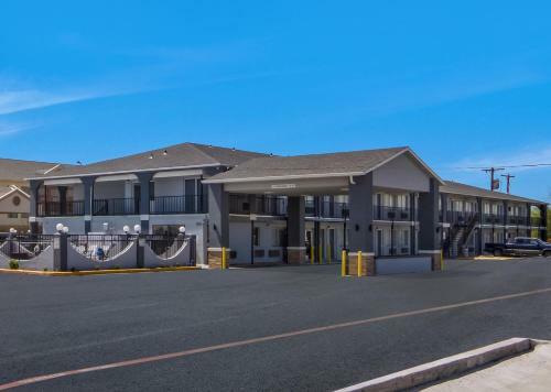 Motel Econo Lodge Waco North I-35