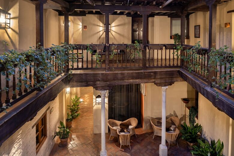 Hotel AC Palacio De Santa Paula, Autograph Collection�