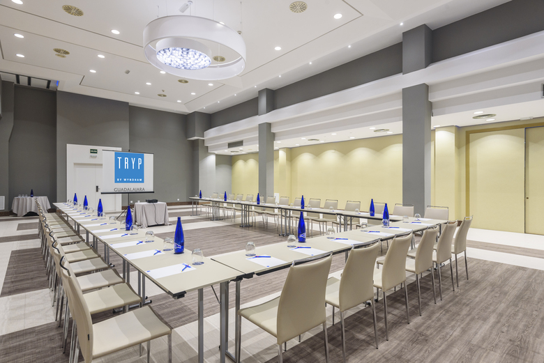 Hotel Guadalajara & Conference Center Affiliated By Meli�