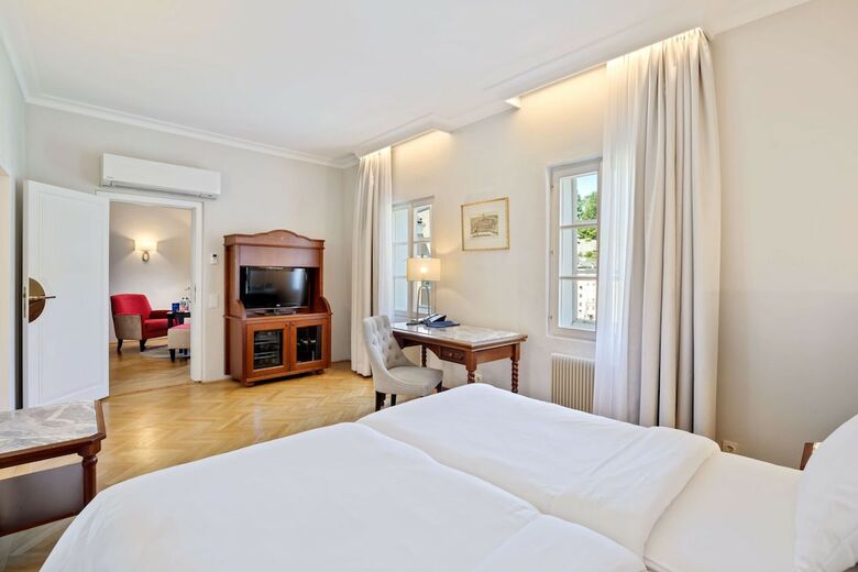 Hotel Altstadt Radisson Blu