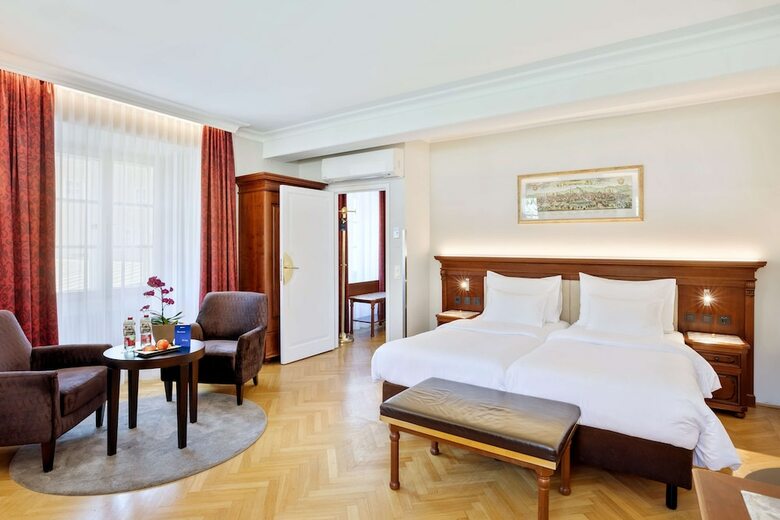 Hotel Altstadt Radisson Blu