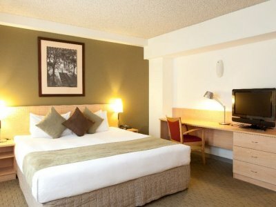 The Crossley Hotel