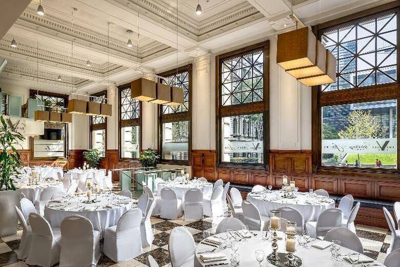 Hotel Batman�s Hill On Collins