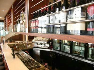 Hotel Batman�s Hill On Collins