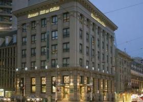 Hotel Batman�s Hill On Collins