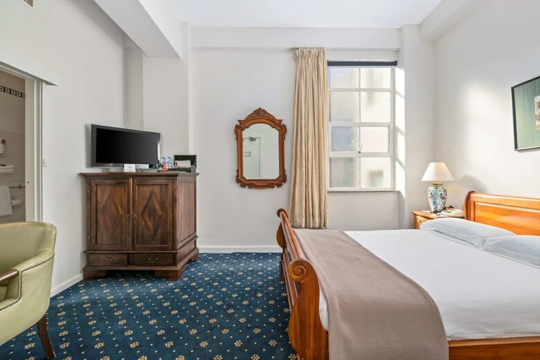 Castlereagh Boutique Hotel