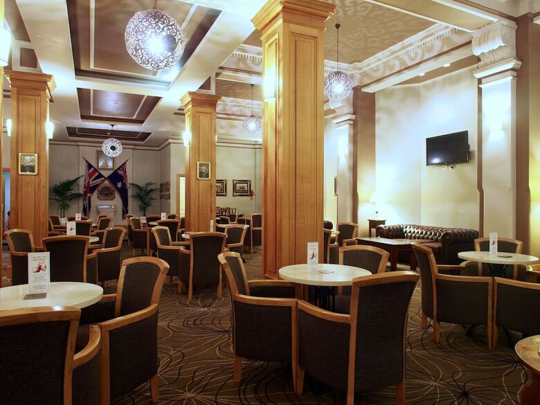 Castlereagh Boutique Hotel