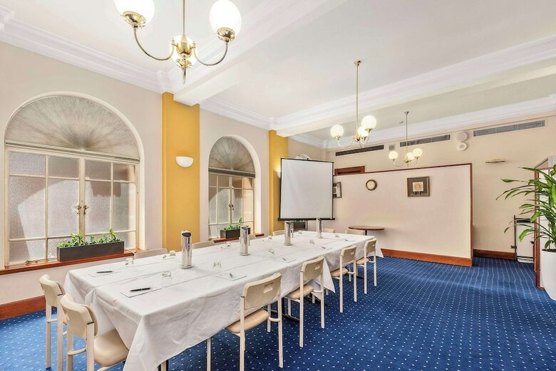 Castlereagh Boutique Hotel