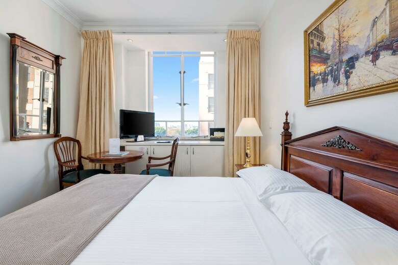 Castlereagh Boutique Hotel