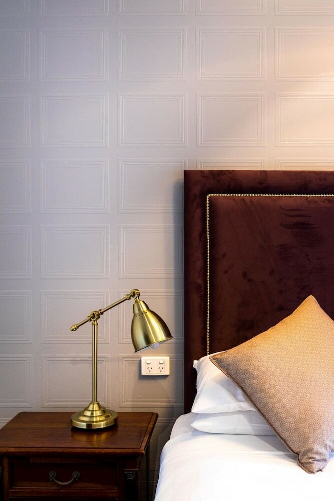 Castlereagh Boutique Hotel