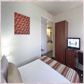 The Macleay Sydney Serviced Apartments Hotel
