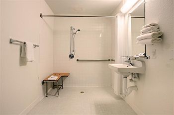 Apartamentos Americas Best Value Inn Irving