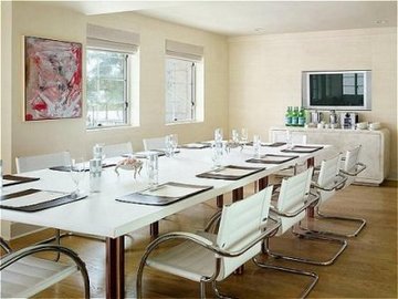 Hotel King &amp; Grove Tides