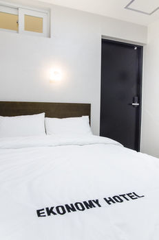 Ekonomy Hotel Haeundae