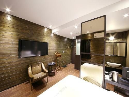 Hotel Almond Busan Station