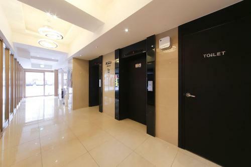 Hotel Almond Busan Station