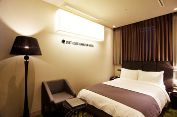 Best Louis Hamilton Hotel