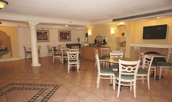 Hotel La Quinta Inn San Diego Vista