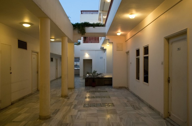 Hotel Atithi Guest House