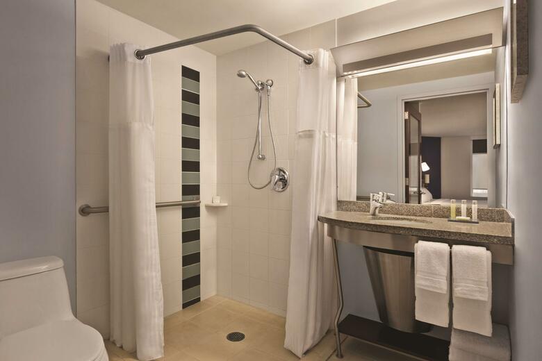 Hotel Doubletree By Hilton New York Midtown Fifth Ave