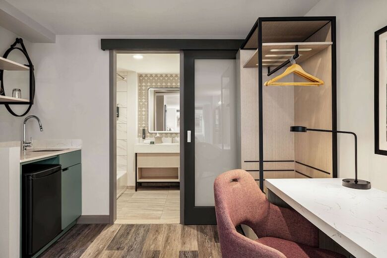 Hotel Doubletree By Hilton New York Midtown Fifth Ave